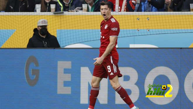 تفاصيل عرض برشلونة لضم ليفاندوفسكي