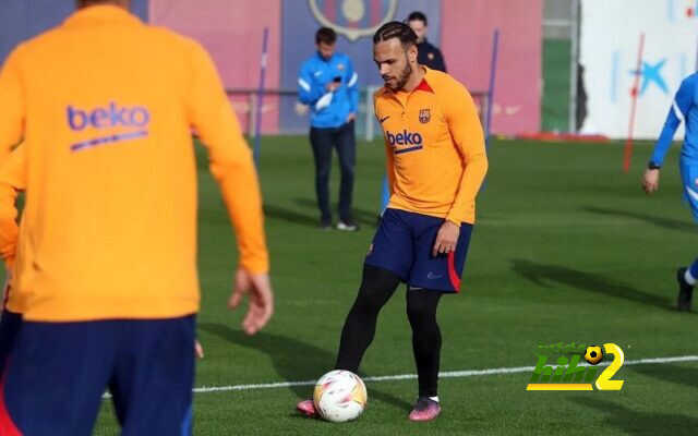 نجم برشلونة يقترب من الرحيل