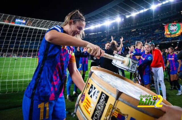 فيديو: شاهد احتفالات لاعبات برشلونة مع الجماهير بعد الكلاسيكو