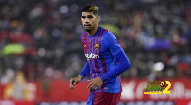 لماذا أصبحت جماهير برشلونة قلقة بسبب ملف أراوخو؟