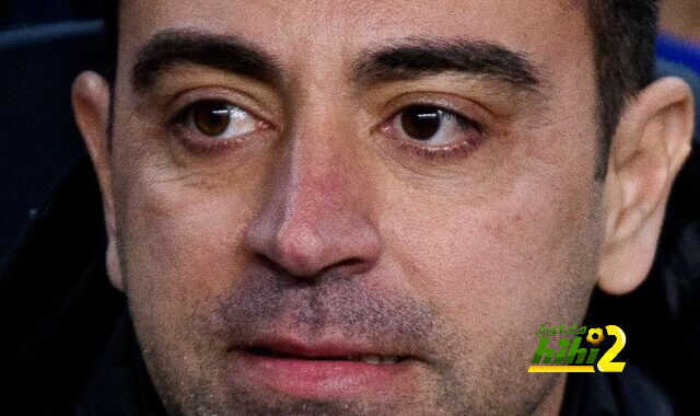 تشافي هيرنانديز .. مايسترو يعزف ألحانًا وليس مدرب!