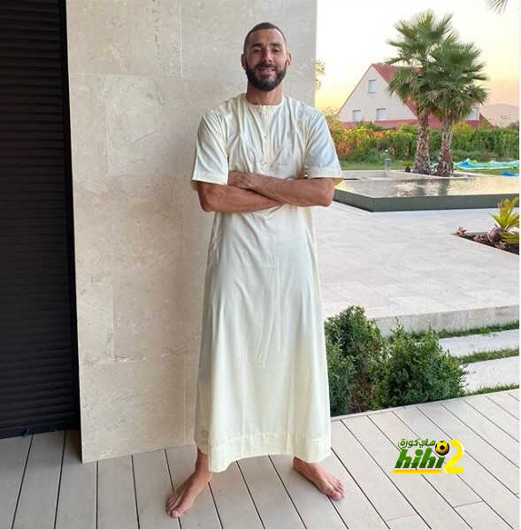هل سيفطر بنزيما بسبب مباراة تشيلسي ؟