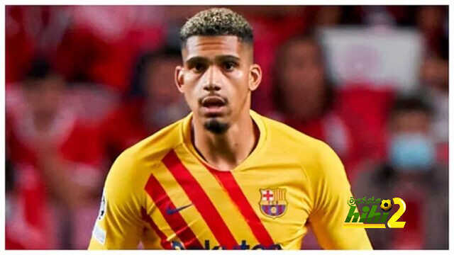 الكشف عن راتب رونالد أرواخو مع برشلونة