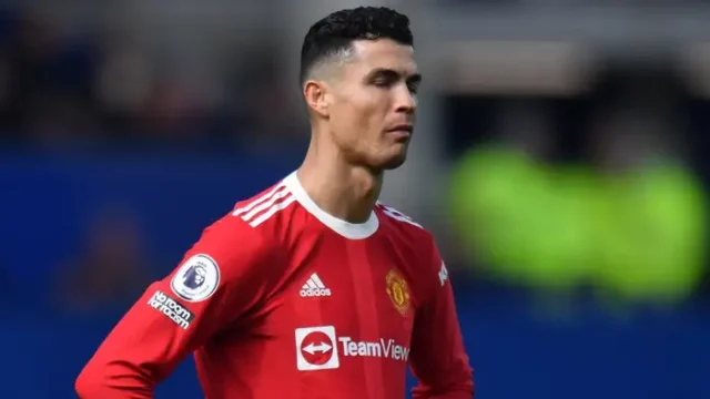 اليونايتد يُشجع على رحيل رونالدو هذا الصيف!