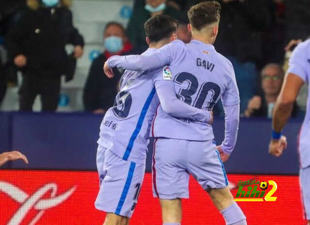 بيدريرول يرفض انتقاد برشلونة ويستعيد ذكريات فضيحة الكلاسيكو