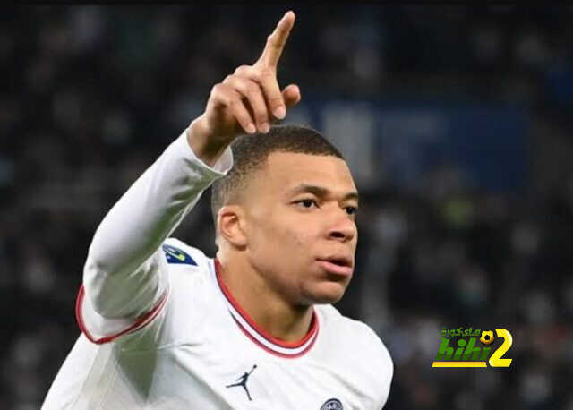 شاهد بالصورة اللحظة التي حسم فيها مبابي قراره بالذهاب إلى ريال مدريد..!