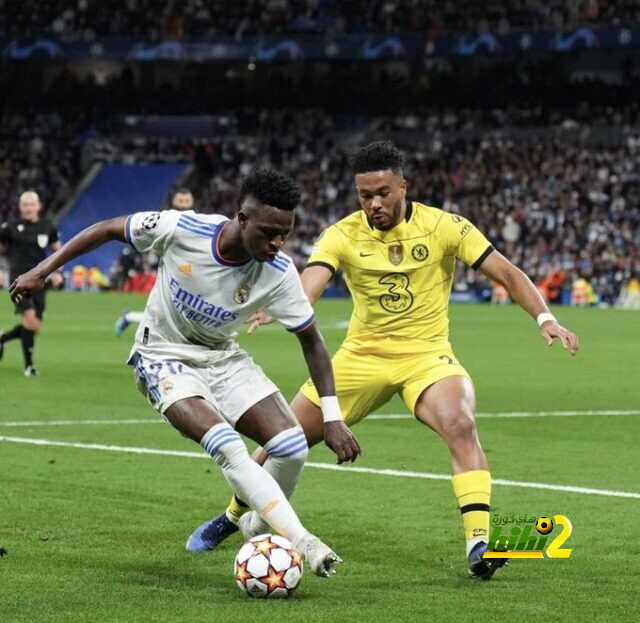 موعد تجديد عقد مودريتش وفينسيوس جونيور مع ريال مدريد