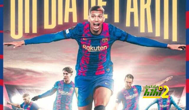 إصابة لاعب برشلونة تمنعه من مباراة فرانكفورت .. تشافي في مأزق