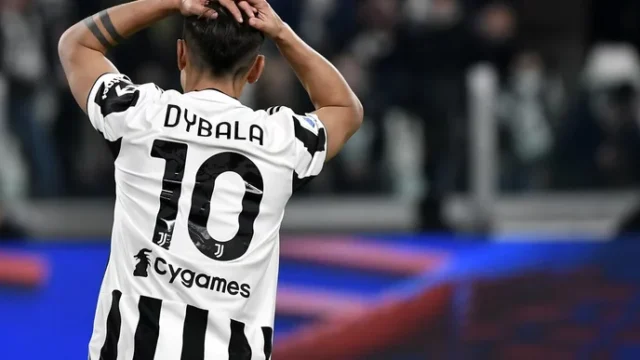 برشلونة يتخلى عن فكرة ديبالا في الوقت الراهن