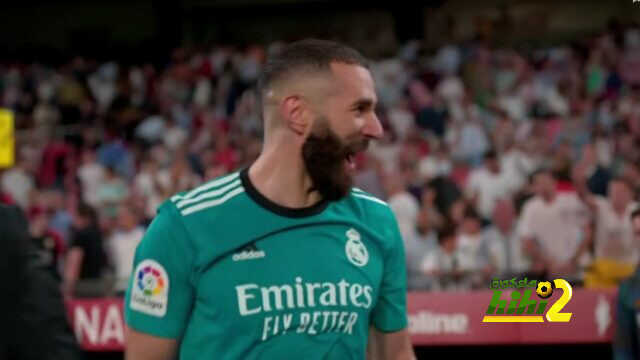 ظلموا بنزيما والآن صفقوا له !