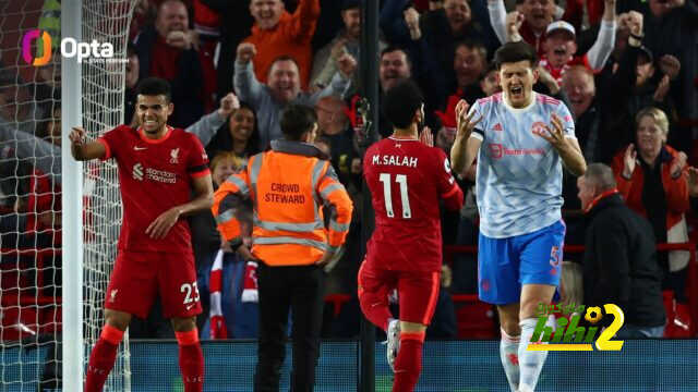 صلاح ثاني لاعب يفعلها أمام اليونايتد منذ أوزيل!