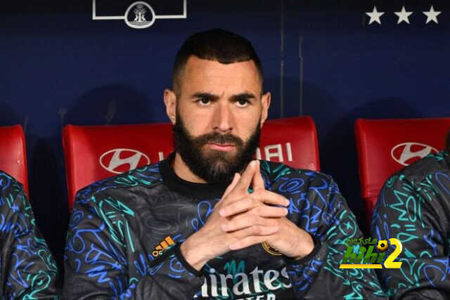 حقيقة رحيل بنزيما عن ريال مدريد قريبا