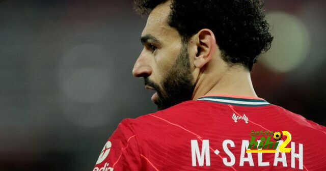 محمد صلاح ينتظر معادلة جيرارد من بوابة أستون فيلا