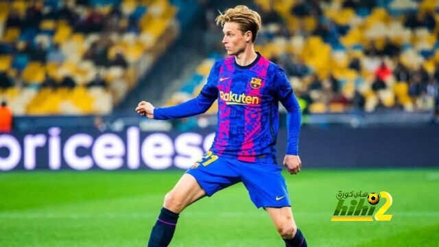 دي يونج يرفض الرحيل عن برشلونة