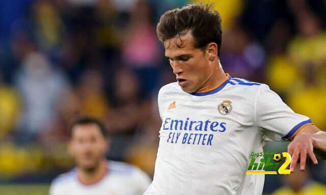 خبير تحكيمي: نجم ريال مدريد كان يستحق الطرد ضد قادش