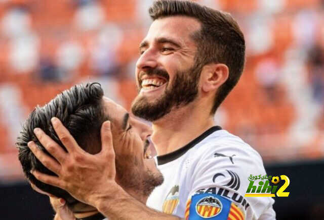 ثنائي فالنسيا .. بعيد عن برشلونة