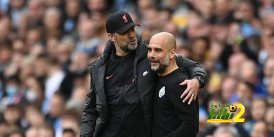 هل يفعلها أستون فيلا ويهدي لليفربول لقب الدوري الإنجليزي؟