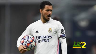 روبرتو كارلوس يكيل المديح لهازارد