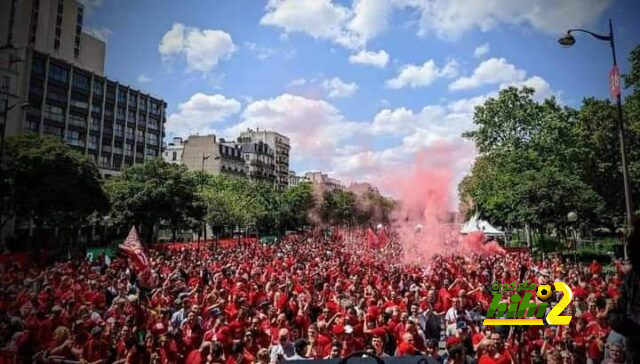جمهور ليفربول يحتل العاصمة باريس