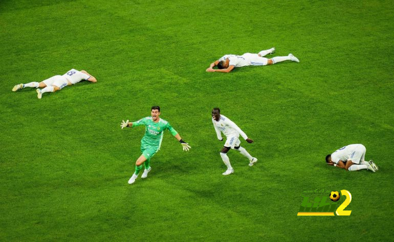 صورة للتاريخ .. ريال مدريد مر من هنا