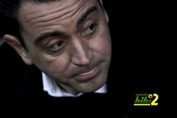 إنتهى وقت كرة القدم و قد حان وقت العمل في المكاتب