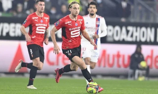 سان جيرمان يستمر في استقطاب مواهب الدوري الفرنسي باستهداف نجم وسط رين!