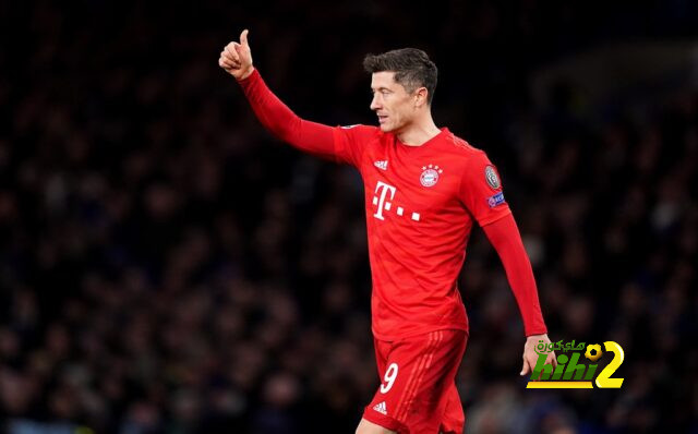 ليفاندوفسكي يهاجم البايرن ويعترف: شيئًا ما مات بداخلي!