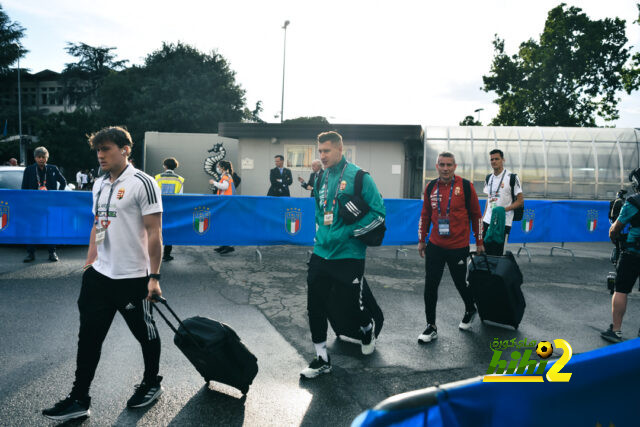 صور من دخول لاعبي المنتخب الهنغاري للملعب لمواجهة ايطاليا !
