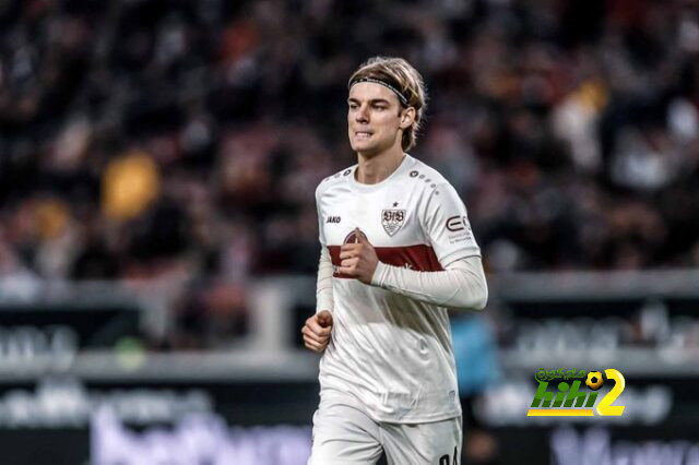 كلاسيكو ألماني مشتعل على ضم ظهير شتوتجارت