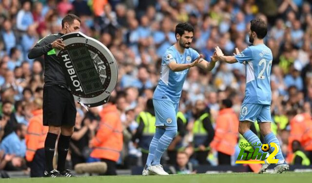 خطط برشلونة لتعويض رحيل دي يونغ الوشيك