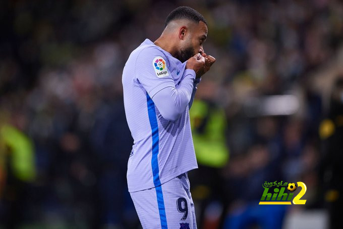 موقف ديباي من الاستمرار مع برشلونة