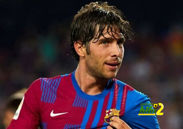 لماذا جدد برشلونة عقد سيرجي روبيرتو لمدة عام إضافي؟