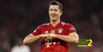 ليفاندوفسكي يرفض باريس وتشيلسي وينتظر عرض برشلونة
