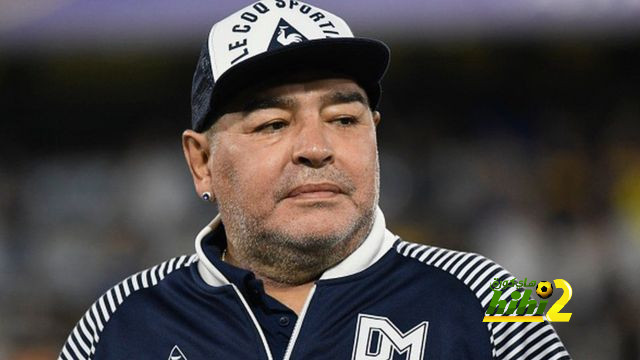 محاكمة أطباء الأسطورة الراحل دييغو مارادونا بتهمة القتل !
