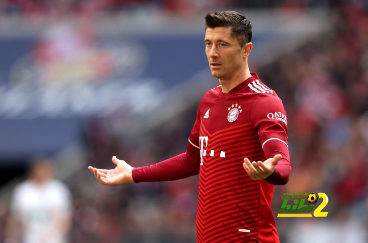 صفقة ليفاندوفسكي .. معقدة يا برشلونة