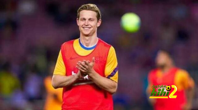 دي يونج يرد على مانشستر يونايتد بنفسه !