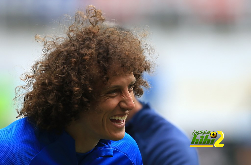 ديفيد لويز، من أحد أفضل مدافعي العقد الأخير للاعب للنسيان!