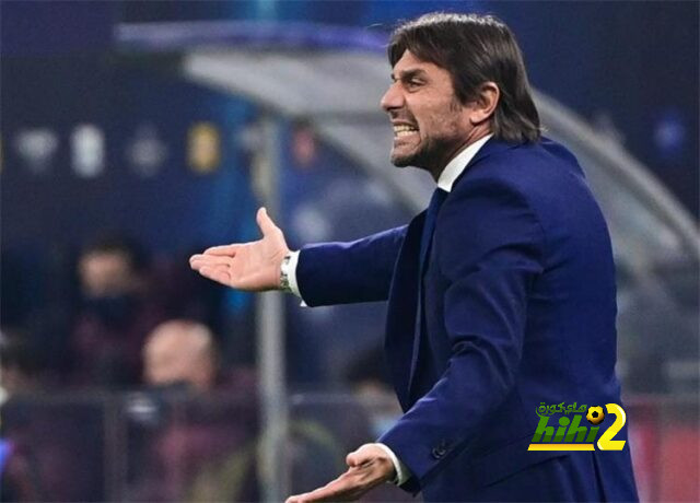 توتنهام يستهدف التعاقد مع لاعب مانشستر يونايتد السابق
