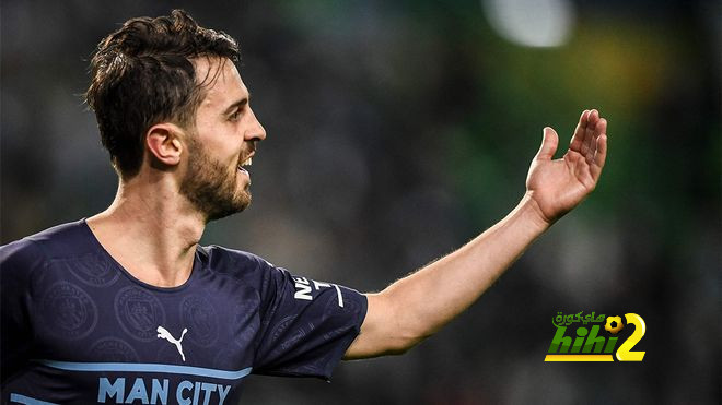 عرض غريب من برشلونة للتعاقد مع بيرناردو سيلفا