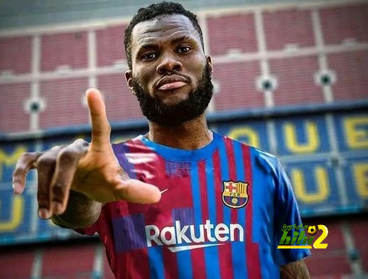 ترتيب كيسي بين نجوم لعبوا بقميصي ميلان وبرشلونة
