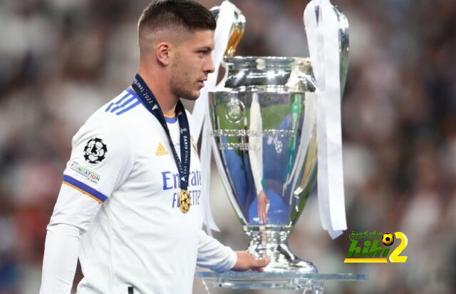 تفاصيل صفقة يوفيتش إلى فيورنتينا