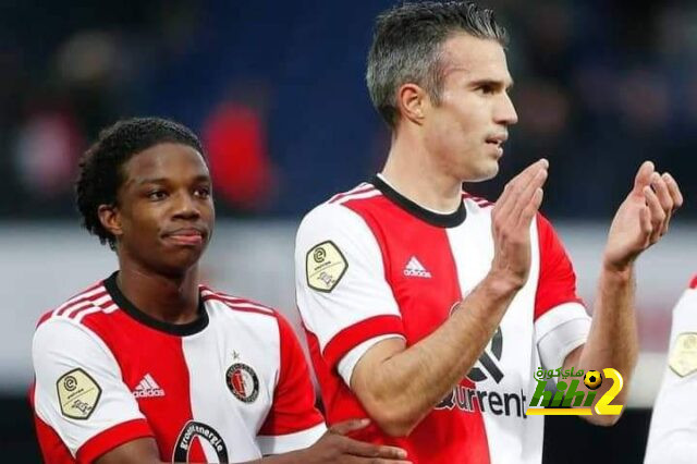 رسالة فان بيرسي لـ مالاسيا بعد إنتقاله لـ مانشستر يونايتد