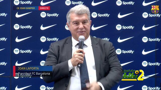 برشلونة يستهدف التعاقد مع نجم أياكس أمستردام