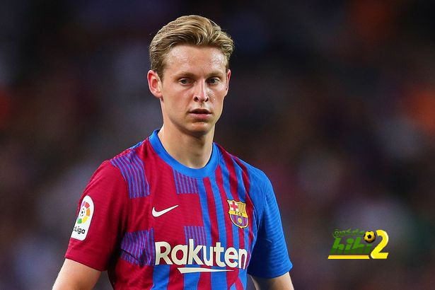 صورة .. مدير مانشستر يونايتد يصل برشلونة للإجتماع مع دي يونج
