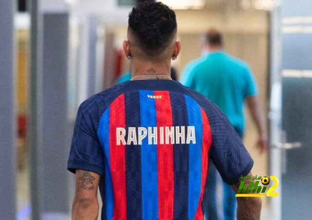 فيديو: شاهد سحر رافينيا في غرفة ملابس برشلونة