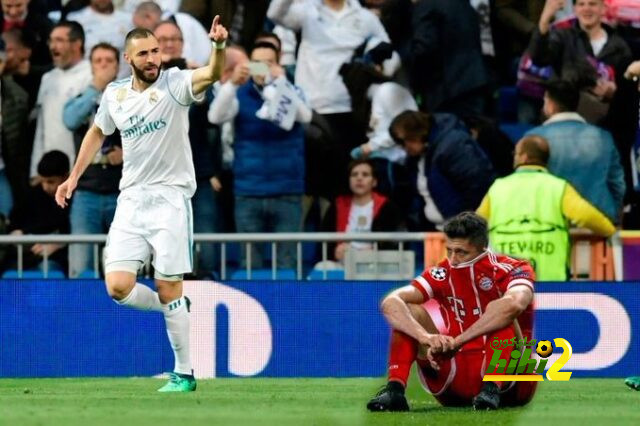 بنزيما سبب وصول ليفاندوفسكي إلى برشلونة