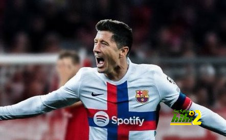ليفاندوفيسكي يطير للولايات المتحدة الأمريكية