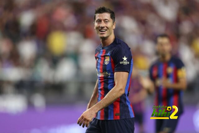أول تعليق من ليفاندوفسكي على مباراته الأولى مع برشلونة