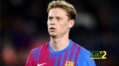 الحل الوحيد لاستمرار دي يونج مع برشلونة