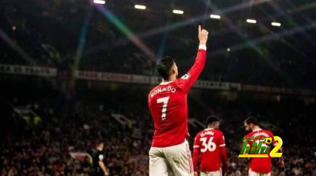 هل يبحث مانشستر يونايتد عن بديل لـ رونالدو ؟